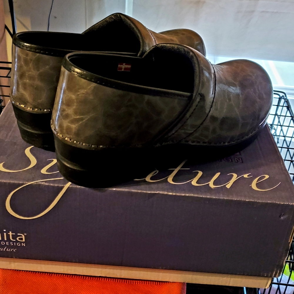 Shoes